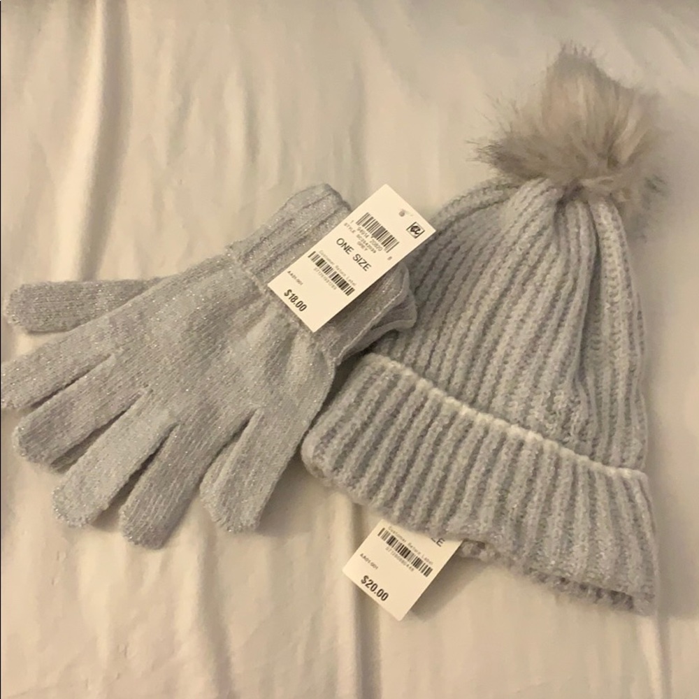 Winter hat and glove set